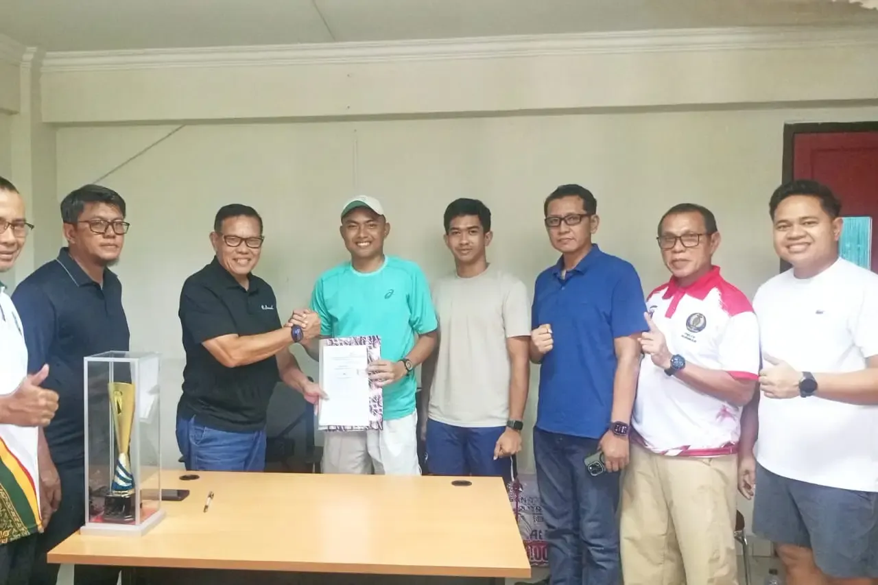Tangkapan laMenuju PON 2028, Tenis Sumatera Barat Perkuat Pembinaan dan Fokus Pra-PON 2027yar Google Finance yang memperlihatkan Indeks Harga Saham Gabungan (IHSG) pada Jumat (16/10/2026).