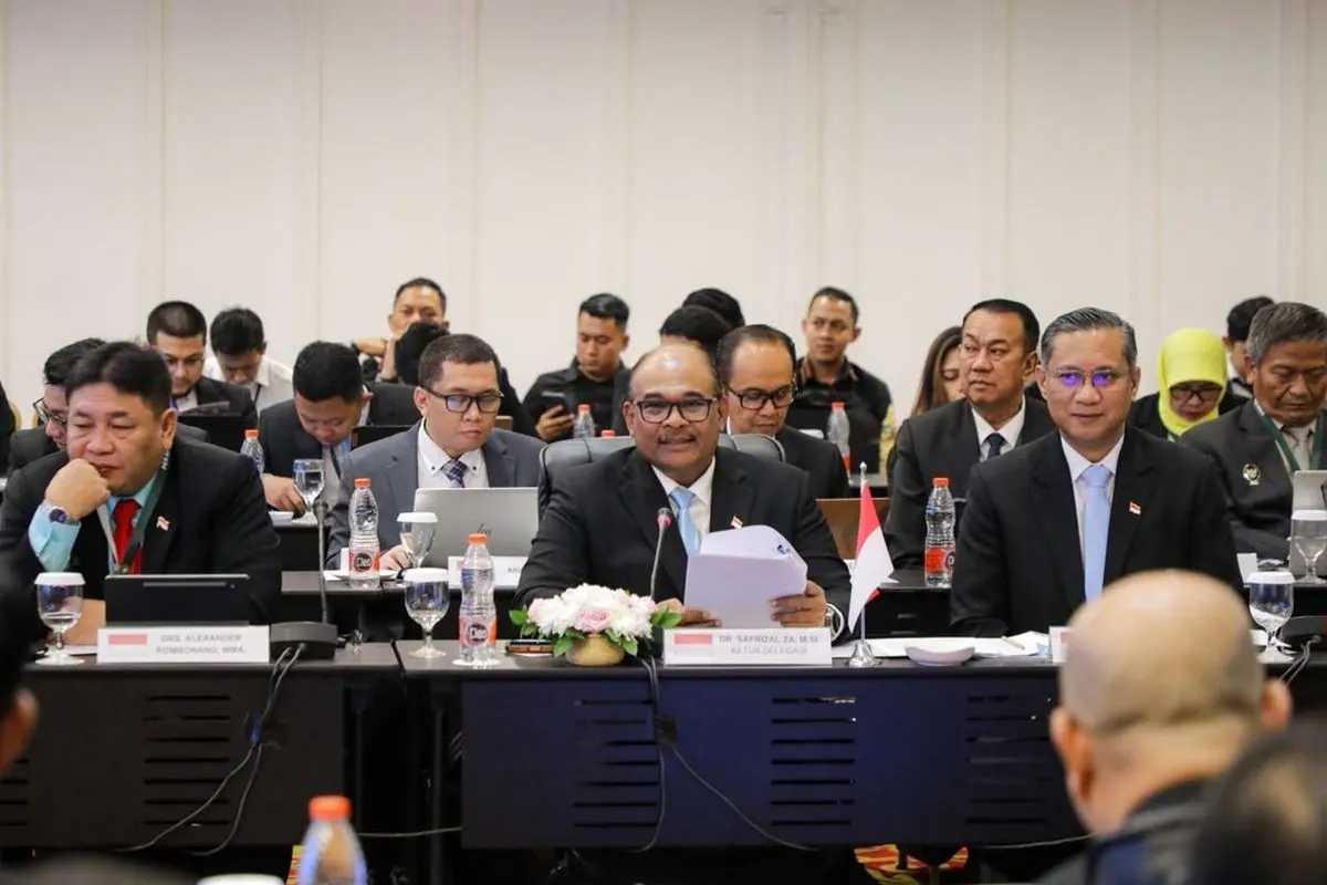 Pemerintah Indonesia dan Malaysia kembali memperkuat kerja sama pembangunan kawasan perbatasan melalui Persidangan Ke-41 Kelompok Kerja/Jawatan Kuasa Kerja Pembangunan Sosio Ekonomi Malaysia?Indonesia (KK/JKK Sosek Malindo) Tahun 2026 yang berlangsung pada 27?30 Oktober 2026 di Bandung, Jawa Barat.
